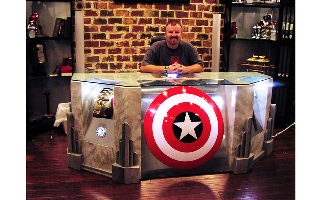 avengers-desk-with-glass
