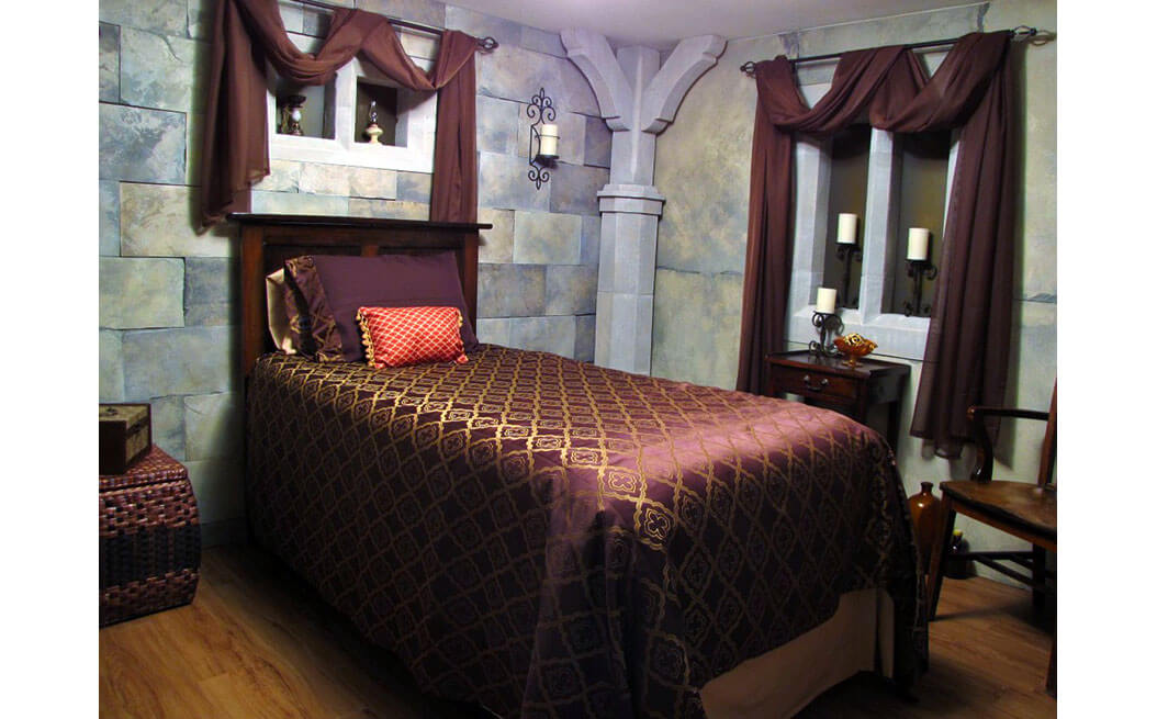 castle-bedroom